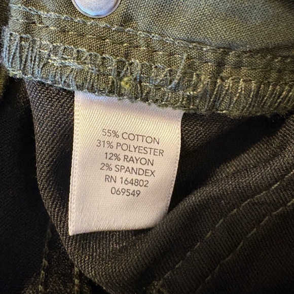 Christopher & Banks Hunter green jegging size 4 short NWT - Picture 6 of 7